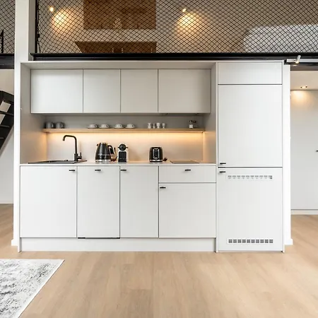 Apart Otel Honest Karlin 4*