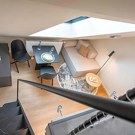 Honest Karlin Aparthotel