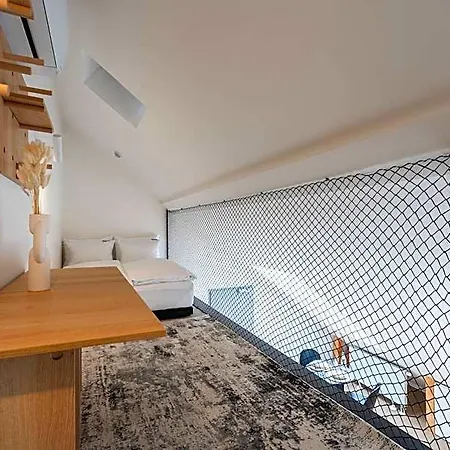 Honest Karlin Aparthotel Praha