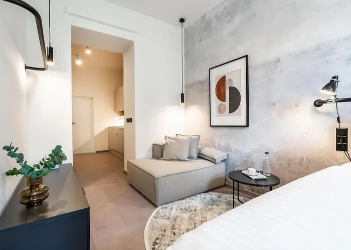 Honest Karlin Aparthotel