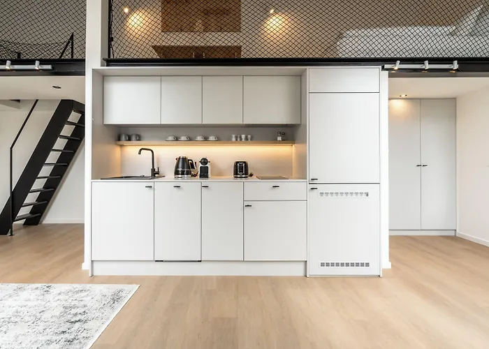 Apart-hotel Honest Karlin