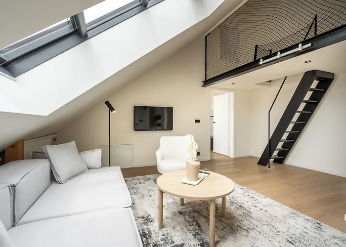 Honest Karlin 4* Prag