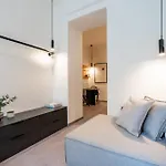 Honest Karlin מלון דירות 4*