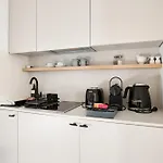 Aparthotel Honest Karlin